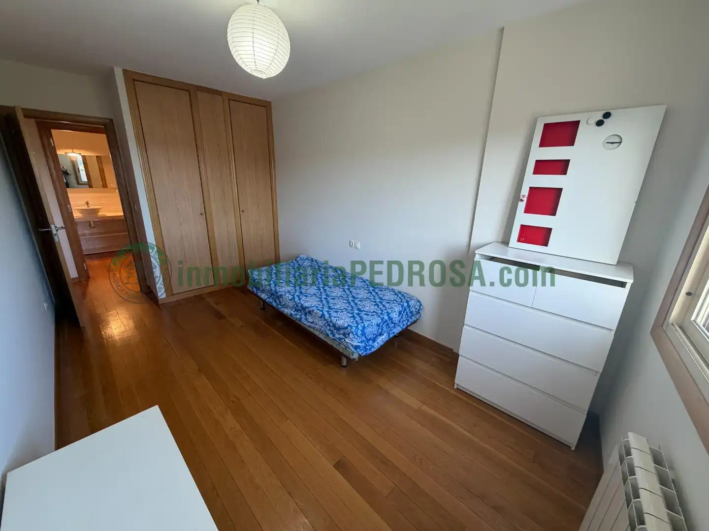 Habitación de Apartamento de alquiler en A Parda