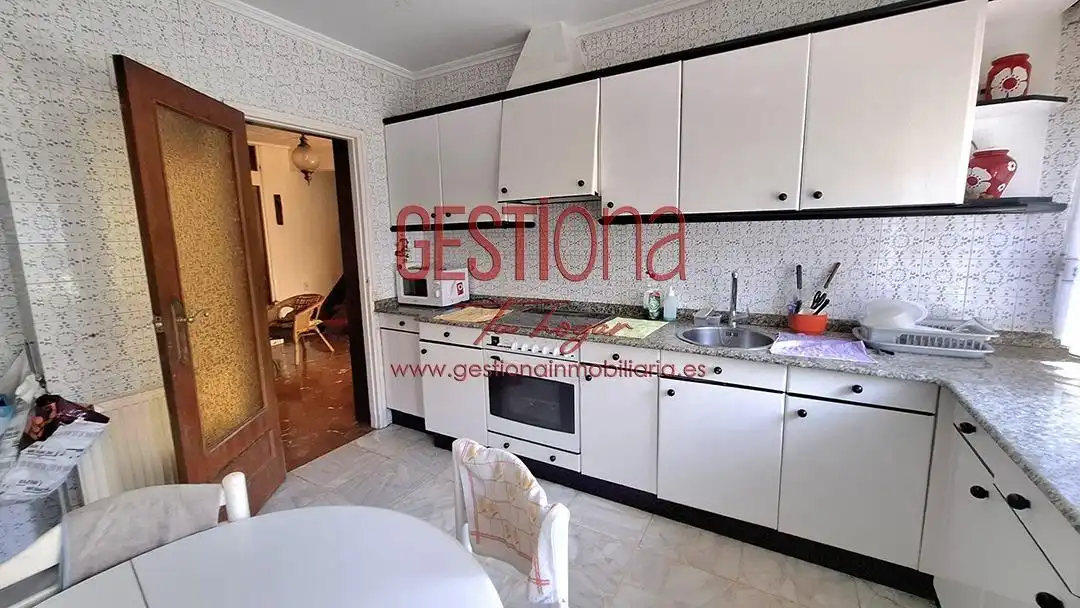 Cocina de Casa o chalet en venta en Medio Cudeyo con Jardín privado