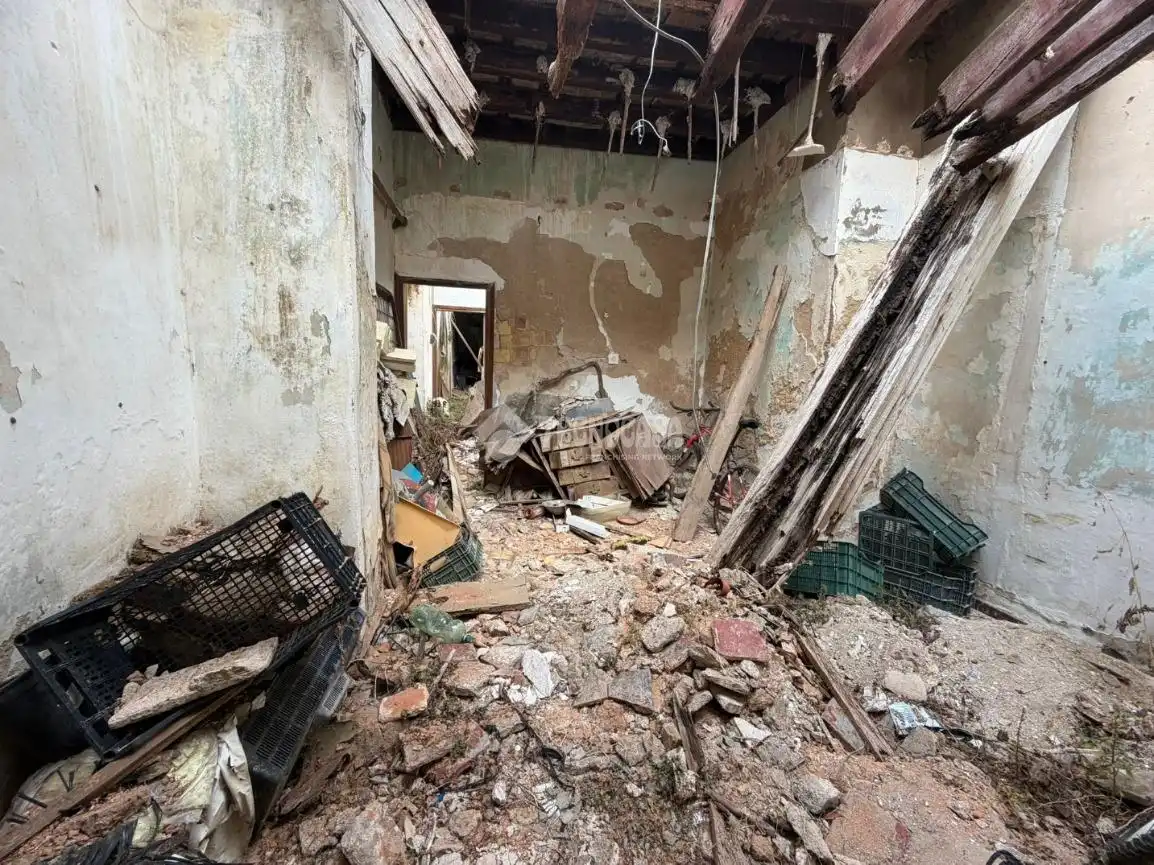 Casa aparellada en venda a Núcleo urbano, imagen 9