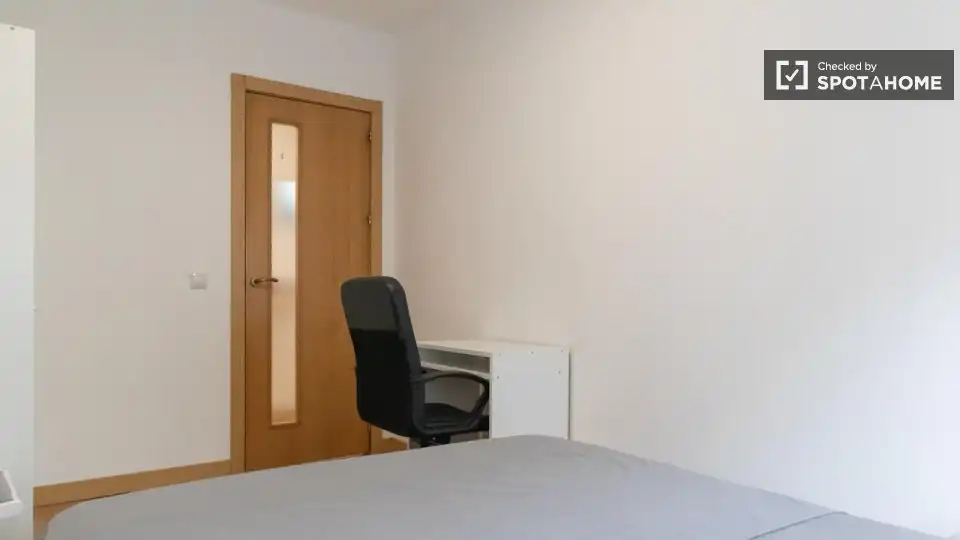 Habitación de Piso para compartir en Madrid con Aire acondicionado, Calefacción y Terraza