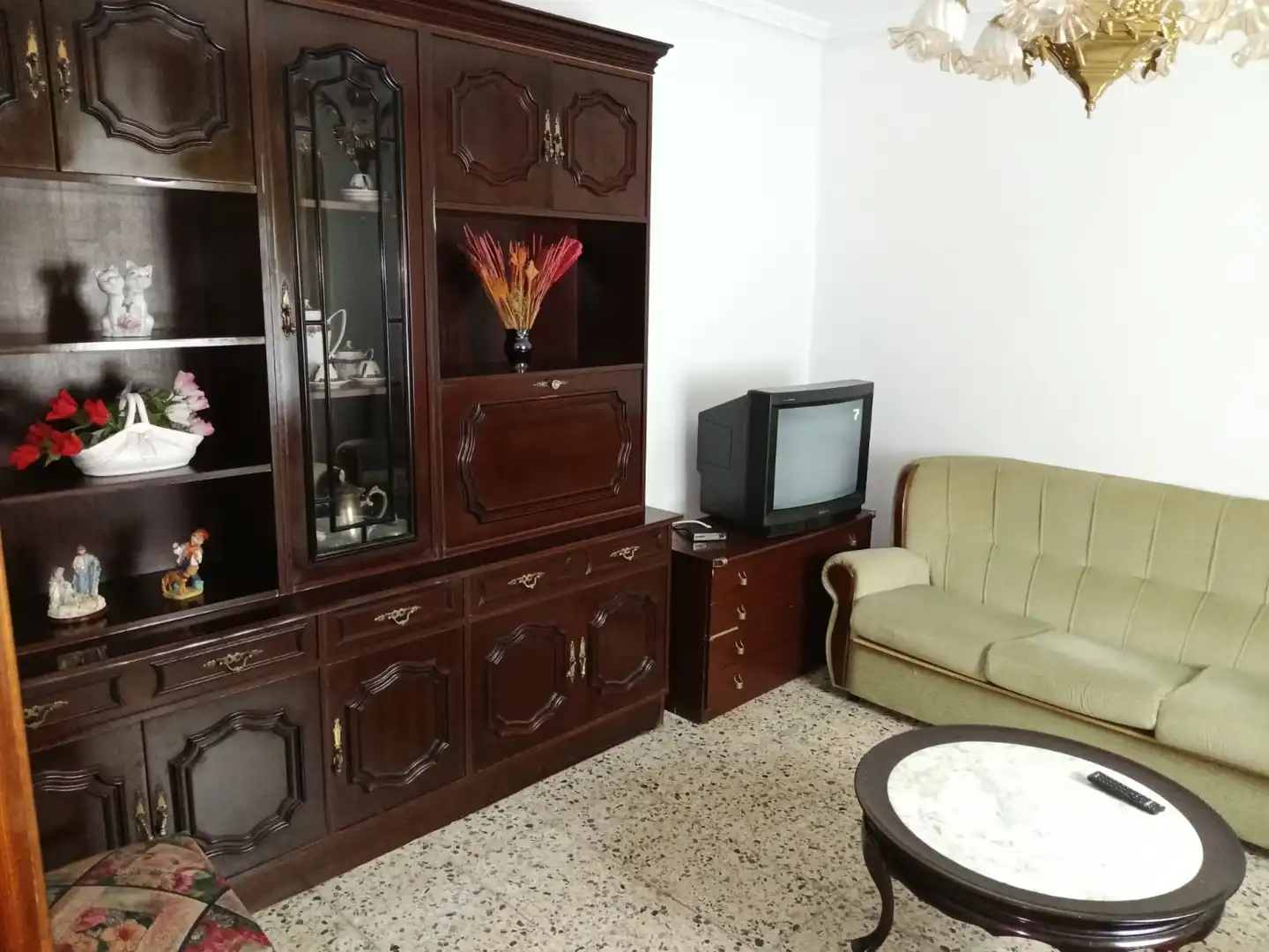 Sala de estar de Casa o chalet en venta en La Parrilla  con Calefacción, Jardín privado y Terraza