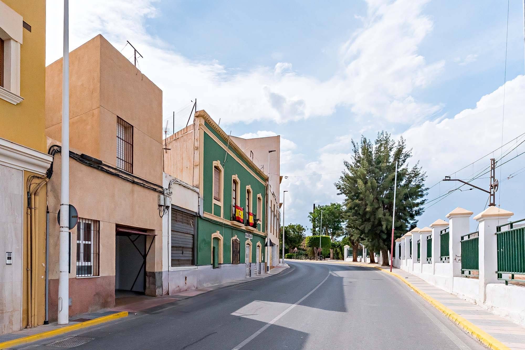 Vista exterior de Casa o xalet en venda en Gádor amb Calefacció, Terrassa i Traster