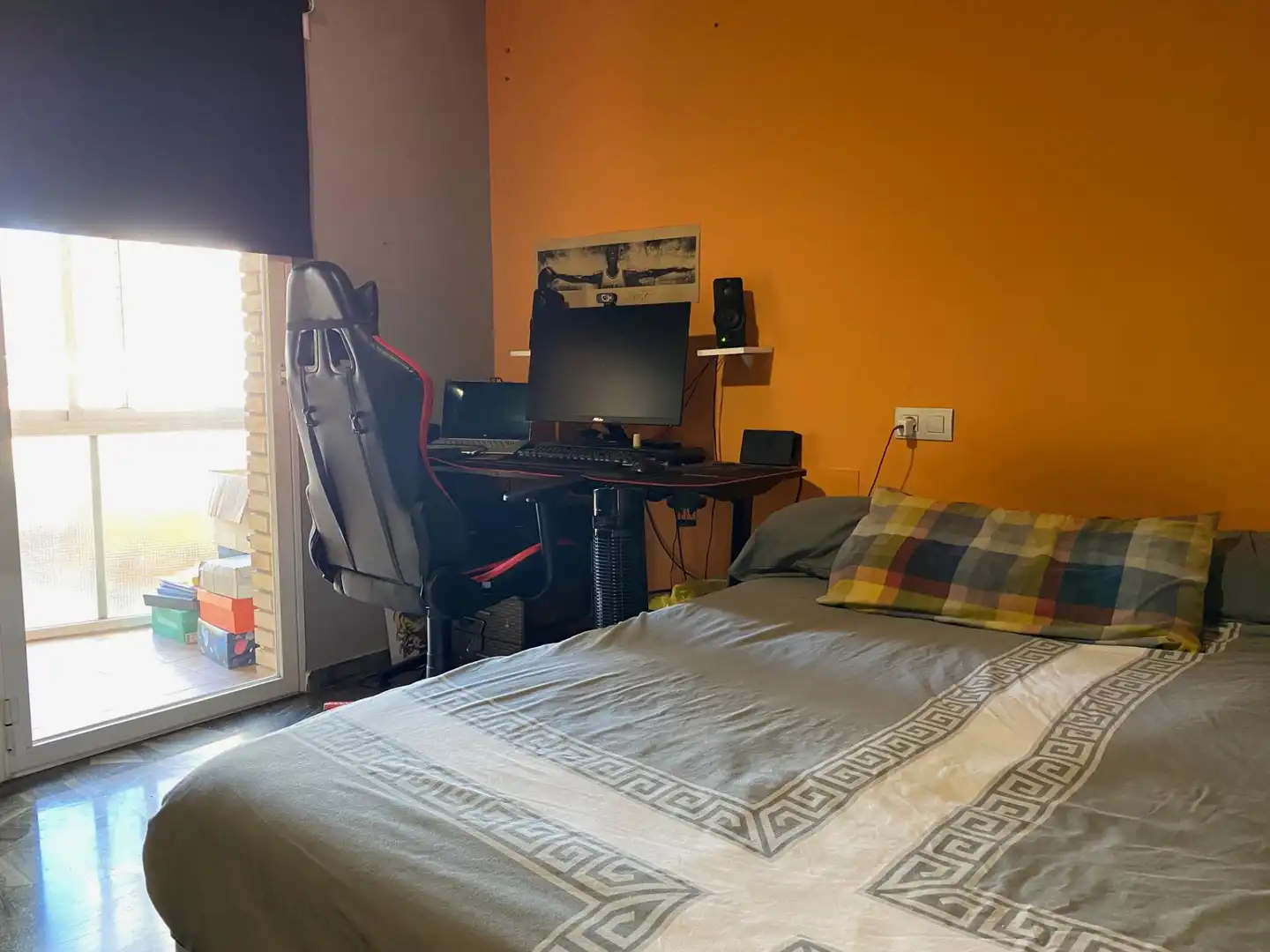 Habitación de Casa adosada en venta en Manresa con Calefacción