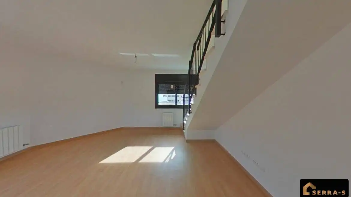 Sala d'estar de Dúplex en venda en Tordera amb Calefacció, Parquet i Terrassa