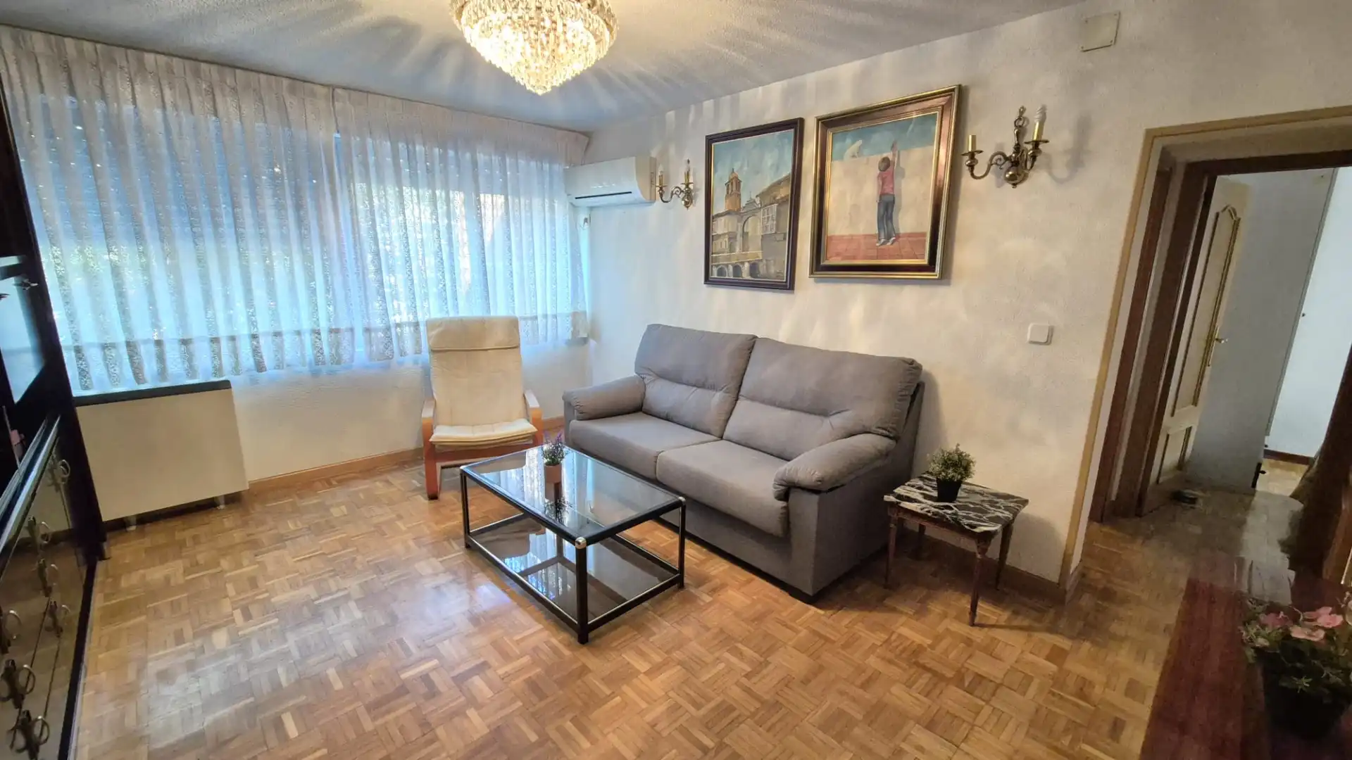 Sala de estar de Piso en venta en Madrid con Aire acondicionado, Calefacción y Amueblado