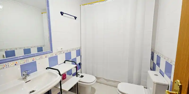 Bathroom of Flat for sale in Quintanar de la Orden  with Terrace, Furnished and Balcony