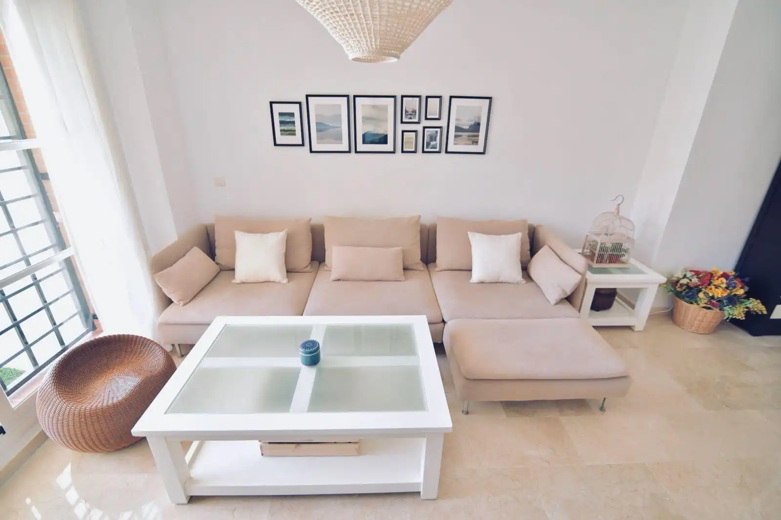 Sala de estar de Planta baja en venta en Vélez-Málaga con Aire acondicionado, Jardín privado y Terraza