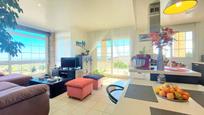 Sala d'estar de Casa o xalet en venda en Riudecanyes amb Terrassa i Piscina