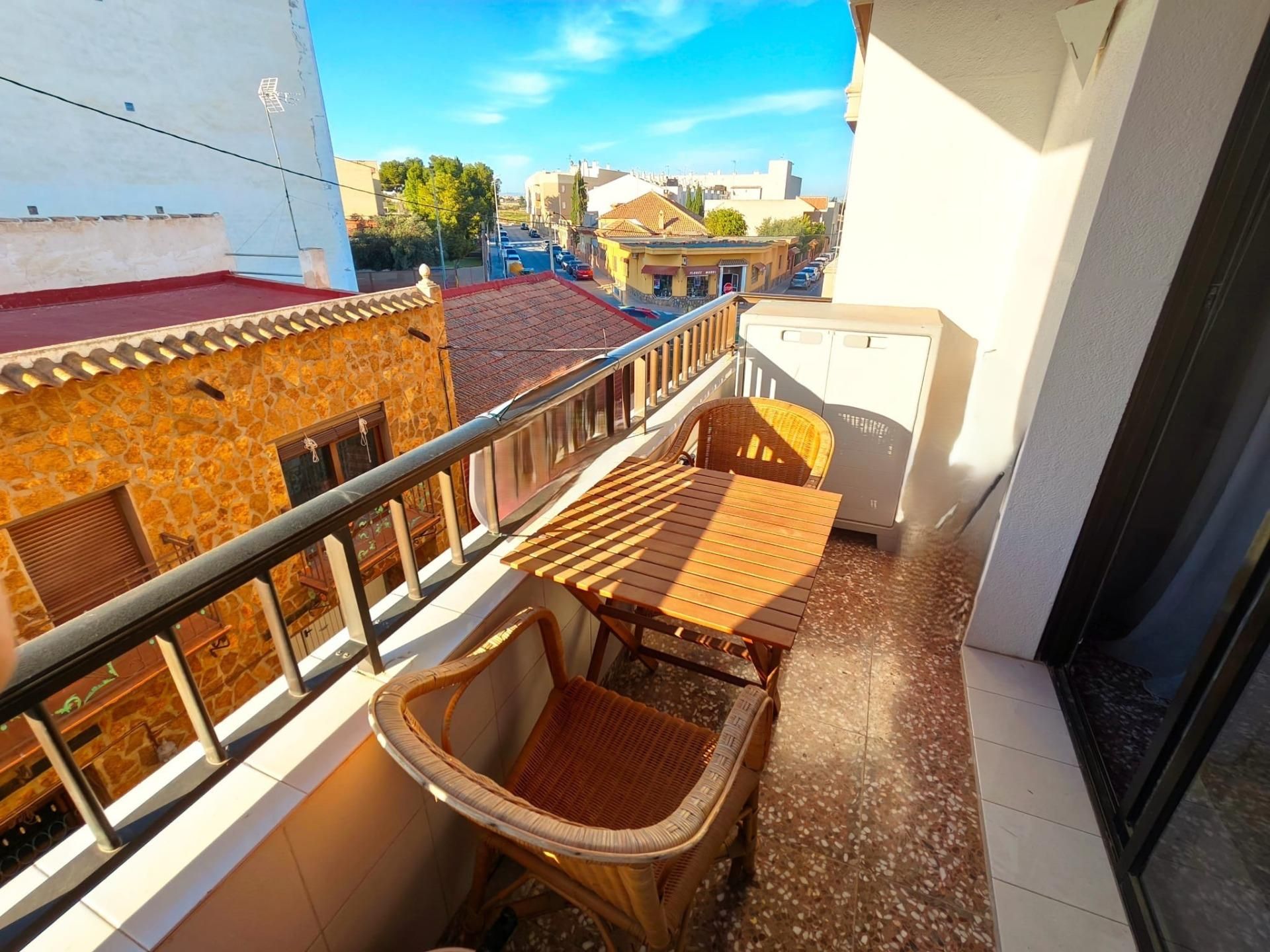 Terraza de Apartamento en venta en Los Montesinos con Terraza y Amueblado