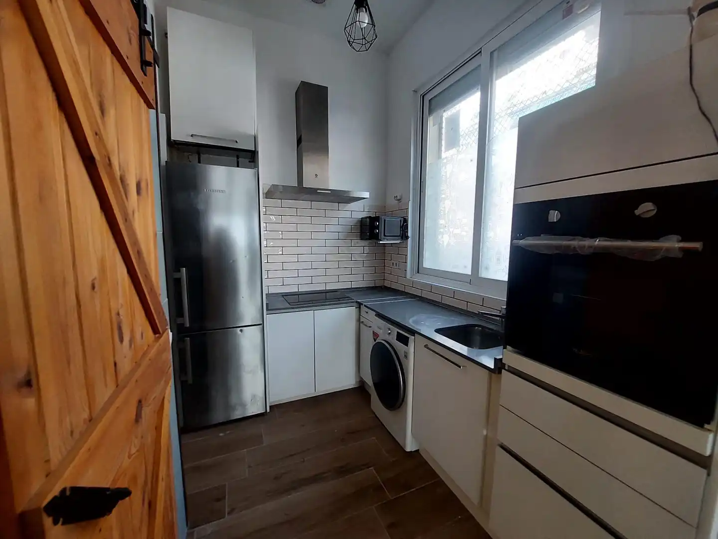 Cuina de Loft de lloguer en  Madrid Capital amb Aire condicionat i Moblat