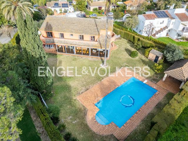 Casa-chalet en Venta en Simon Verde