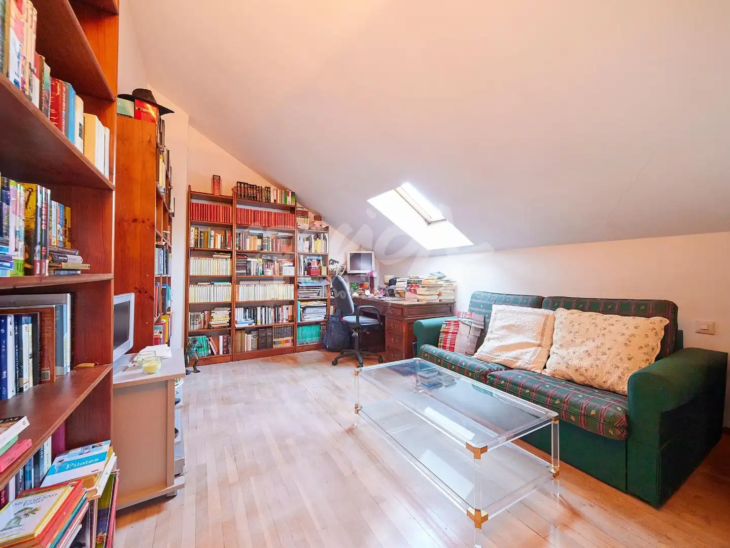 Living room of Houses for sale in Las Rozas de Madrid  with Air Conditioner, Heating and Private garden