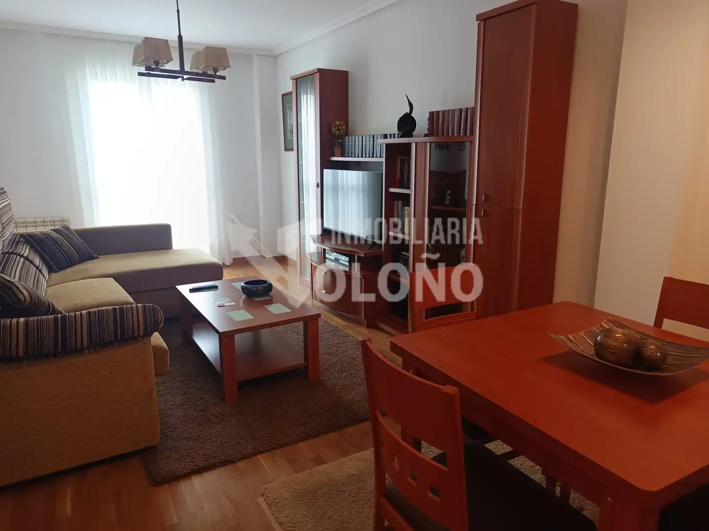 Sala d'estar de Apartament en venda en Castañares de Rioja amb Calefacció, Moblat i Forn