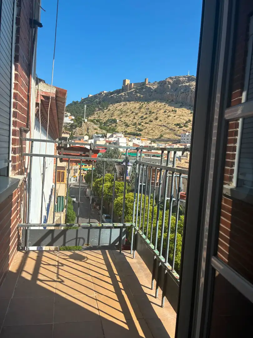 Terraza de Piso en venta en Jaén con Aire acondicionado, Amueblado y Balcón