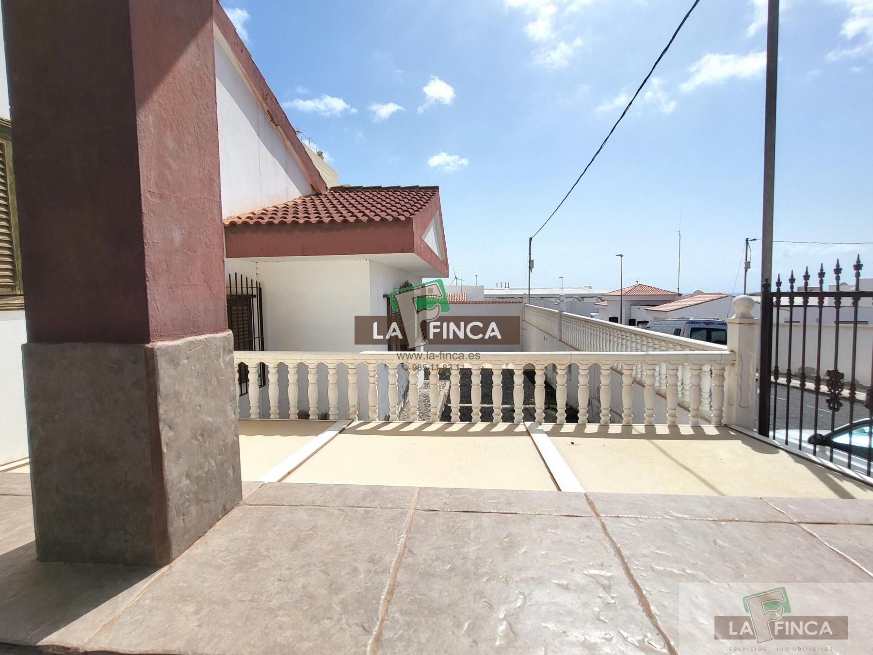 Vista exterior de Casa o chalet en venta en Puerto del Rosario con Calefacción y Terraza