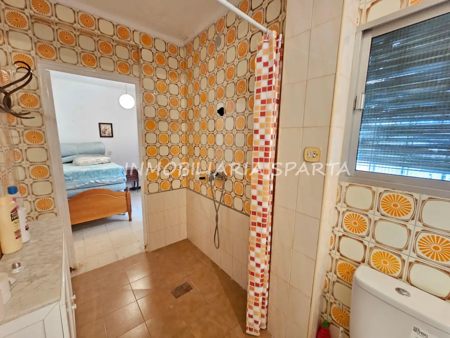 Baño de Casa adosada en venta en Santiponce con Terraza, Trastero y Balcón