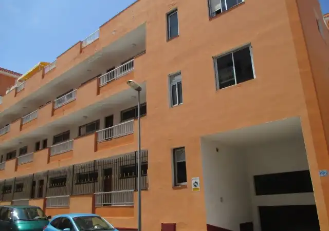 Vista exterior de Pis en venda en Puerto de Santiago