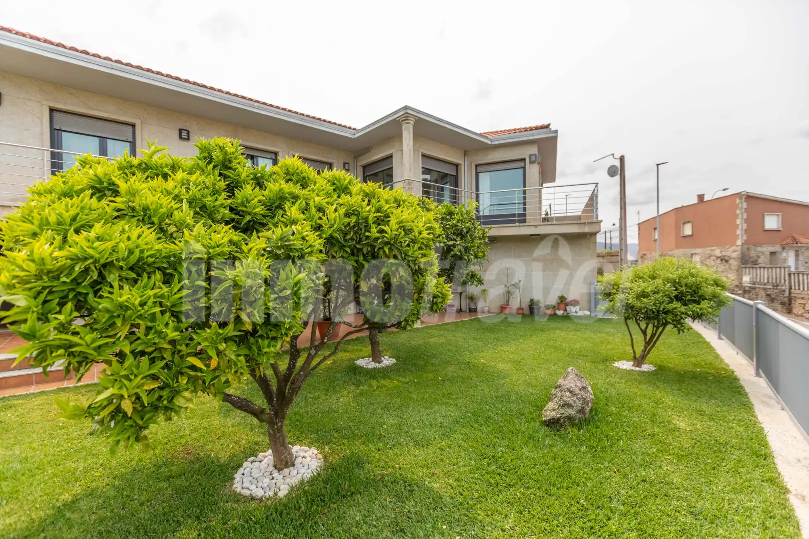Vista exterior de Casa o chalet en venta en Sanxenxo con Calefacción, Jardín privado y Parquet