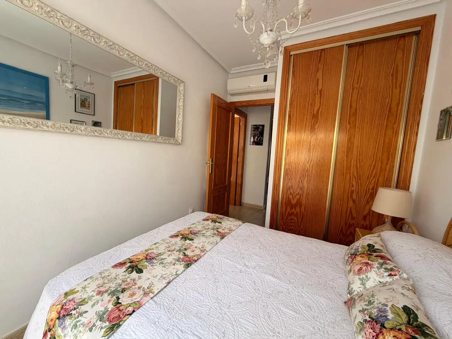 Habitación de Casa o chalet en venta en Daya Nueva con Aire acondicionado, Terraza y Amueblado