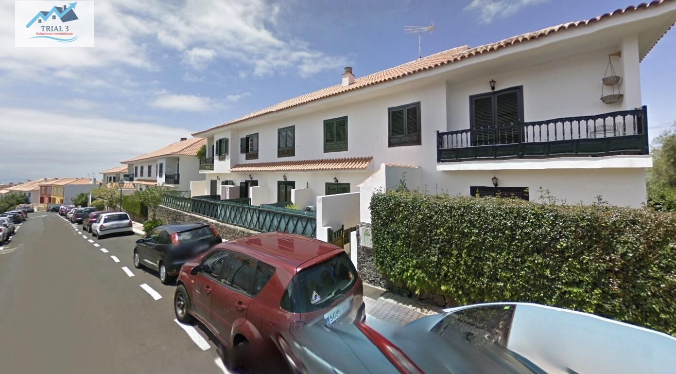 Vista exterior de Casa adosada en venta en Tacoronte con Jardín privado y Terraza