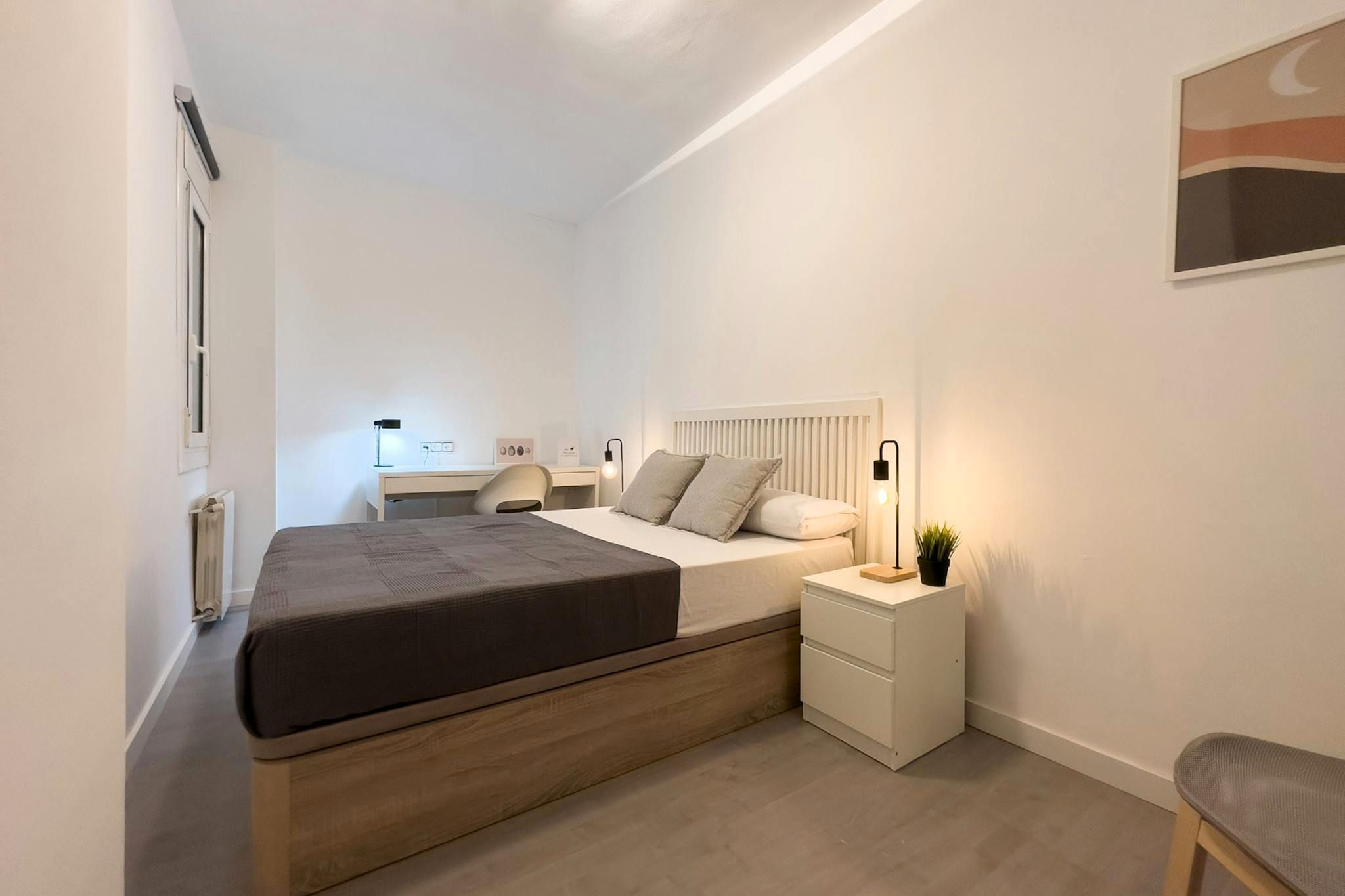 Bedroom of Flat to share in  Barcelona Capital  with Washing machine