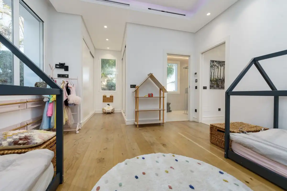 Chalet con piscina en venta en Nueva Andalucía, imagen 11