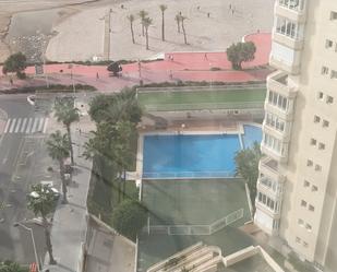 Piscina de Pis en venda en Benidorm amb Aire condicionat, Calefacció i Jardí privat