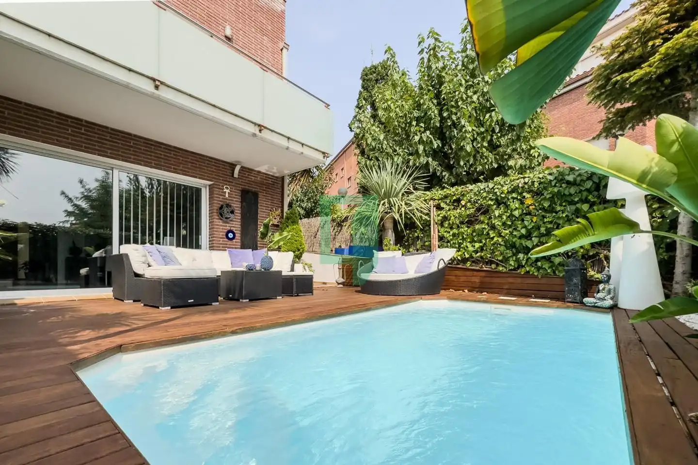Piscina de Casa o xalet en venda en Tiana amb Aire condicionat, Calefacció i Jardí privat
