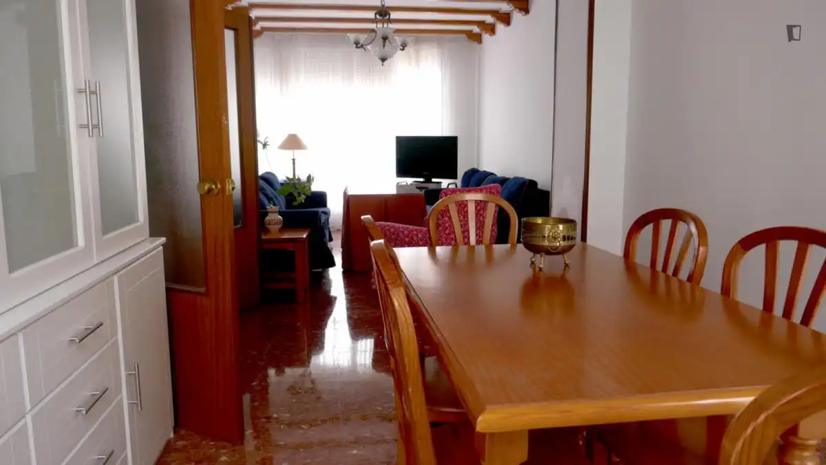 Casa o chalet de alquiler en Colores - Entreparques