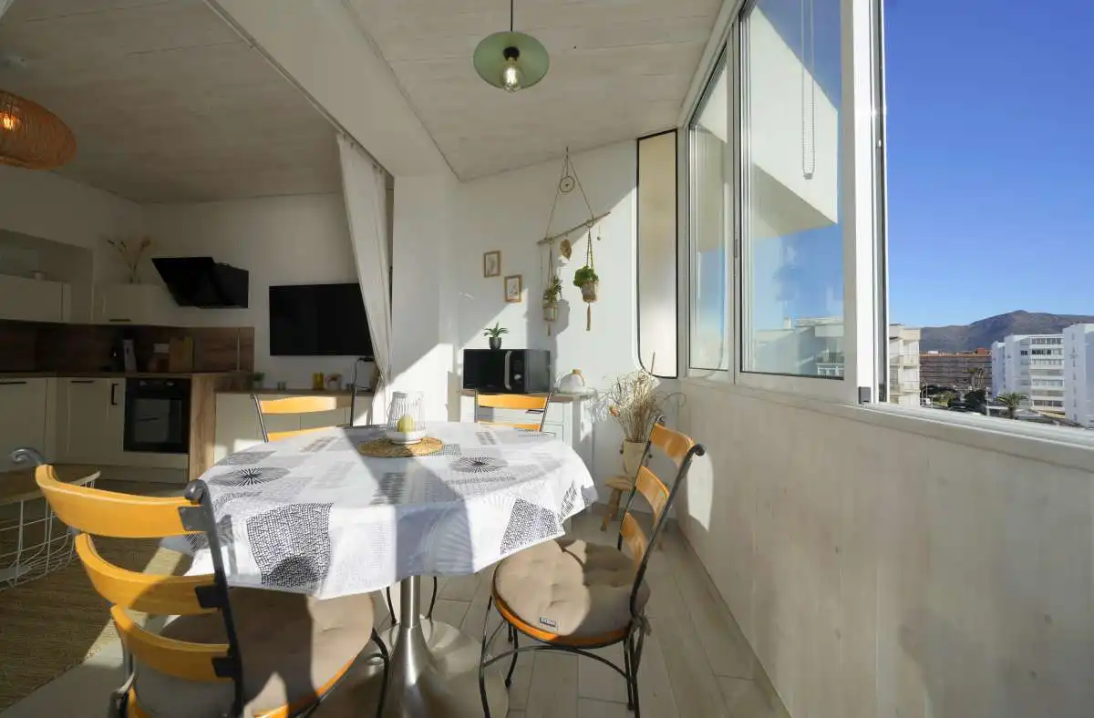 Dining room of Flat for sale in Roses