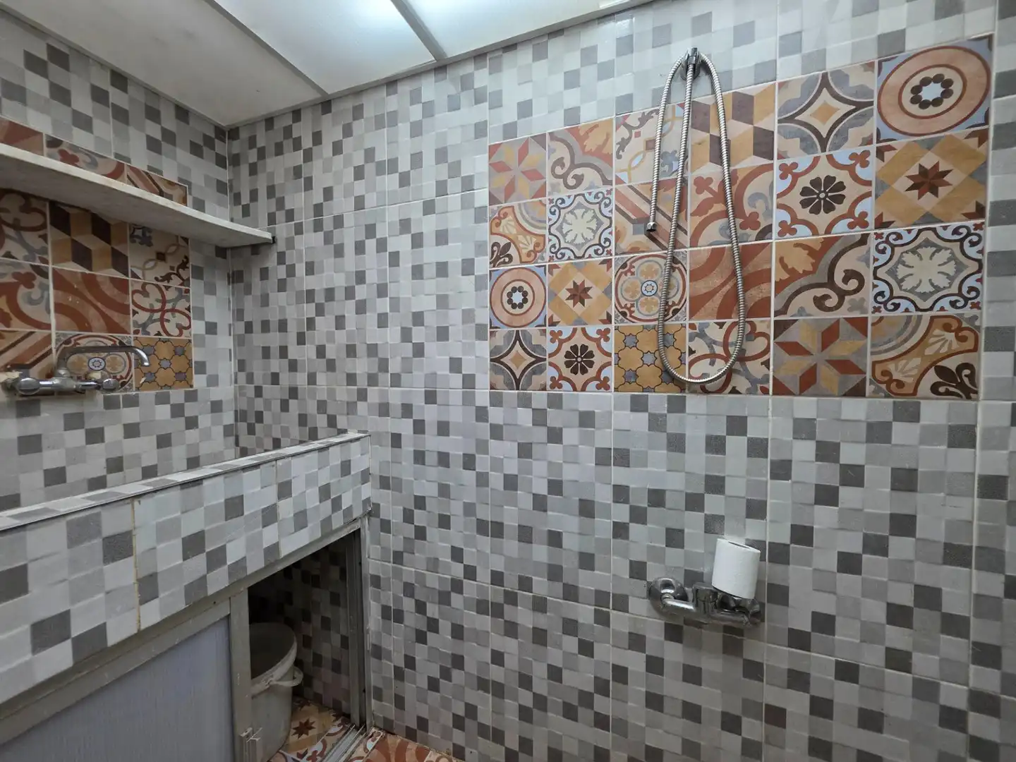 Badezimmer von Loft zum Verkauf in Alicante / Alacant mit Klimaanlage und Möbliert