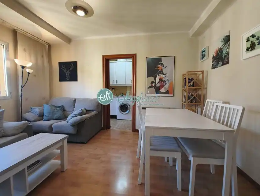 Sala de estar de Piso en venta en Segovia con Calefacción, Parquet y Terraza