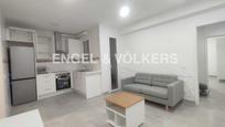 Exterior view of Apartment for sale in  Barcelona Capital  with Air Conditioner, Heating and Furnished