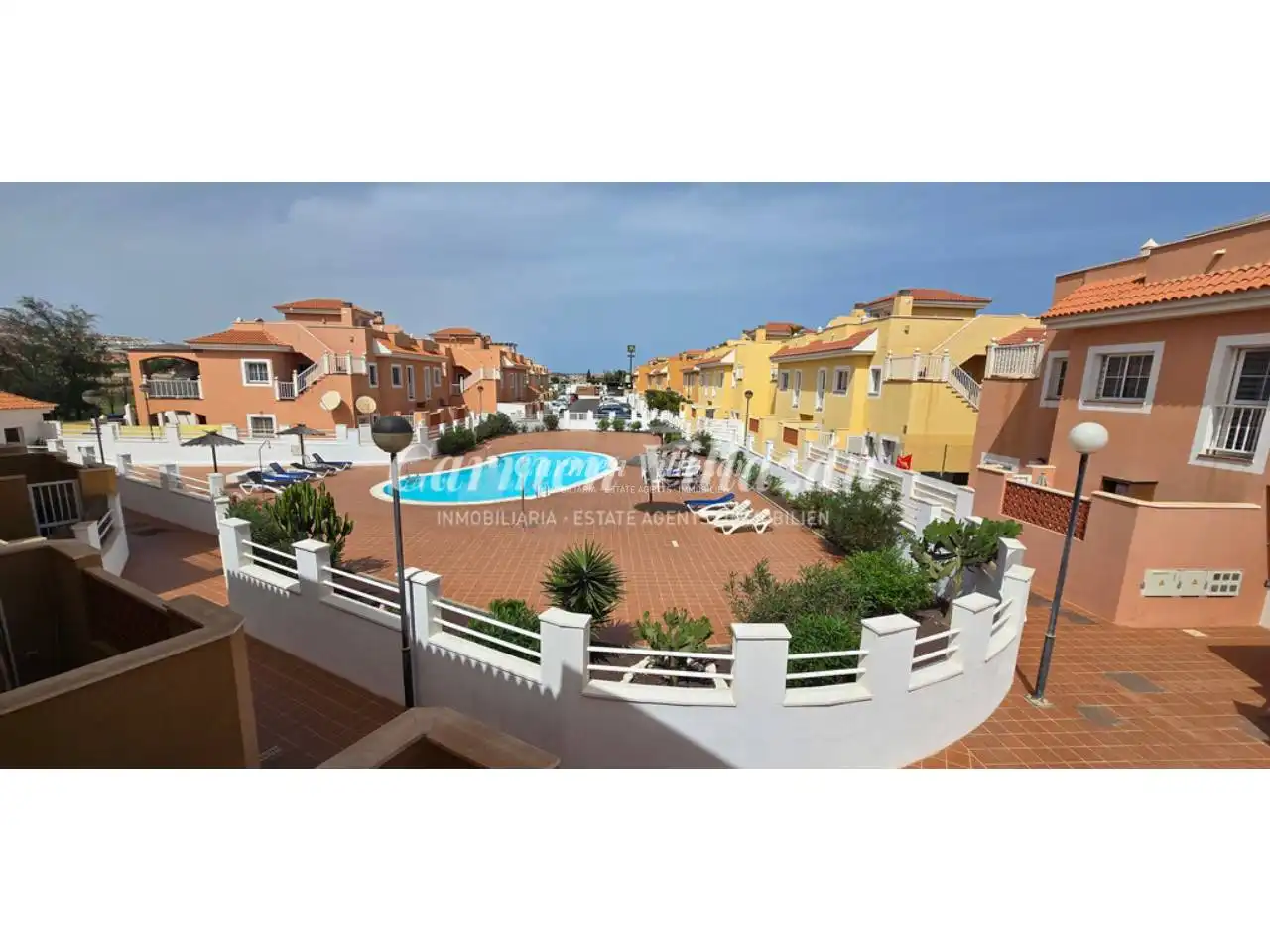 Vista exterior de Apartamento en venta en Antigua con Amueblado, Balcón y Piscina comunitaria