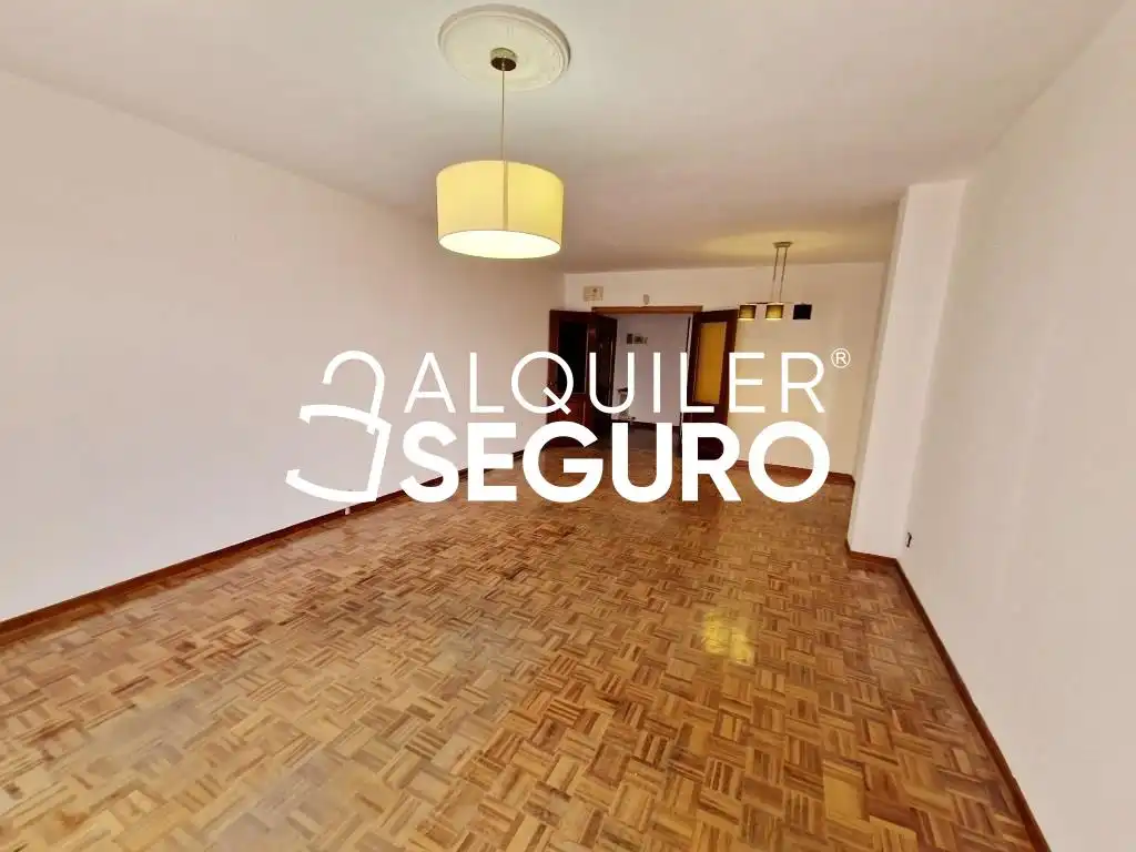 Sala de estar de Piso de alquiler en Navalcarnero con Aire acondicionado, Calefacción y Terraza