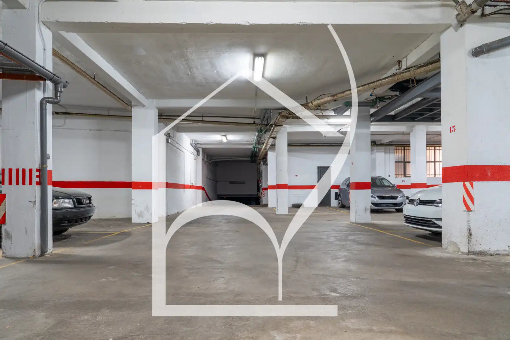 Parkplatz von Wohnung zum Verkauf in Salamanca mit Heizung und Möbliert