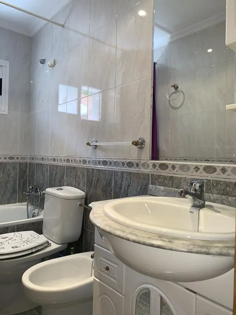Flat for rent in Calle del Lago Leman, Casco histórico de Vicálvaro