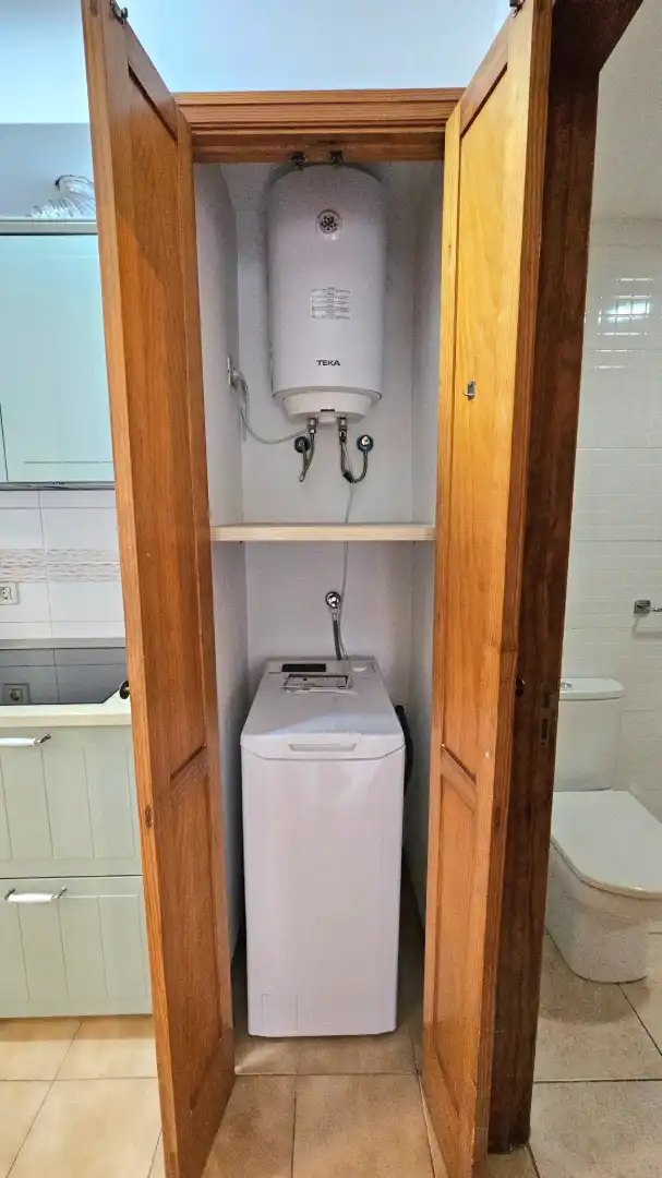 Baño de Apartamento de alquiler en Las Palmas de Gran Canaria con Amueblado y Lavadora