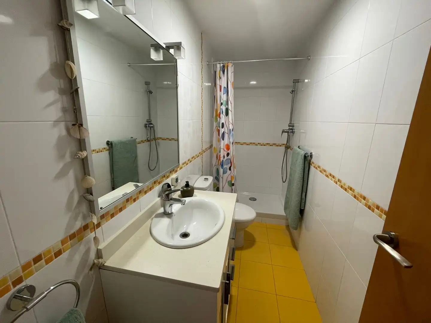 Badezimmer von Dachboden zum Verkauf in Cornellà de Llobregat mit Terrasse und Balkon