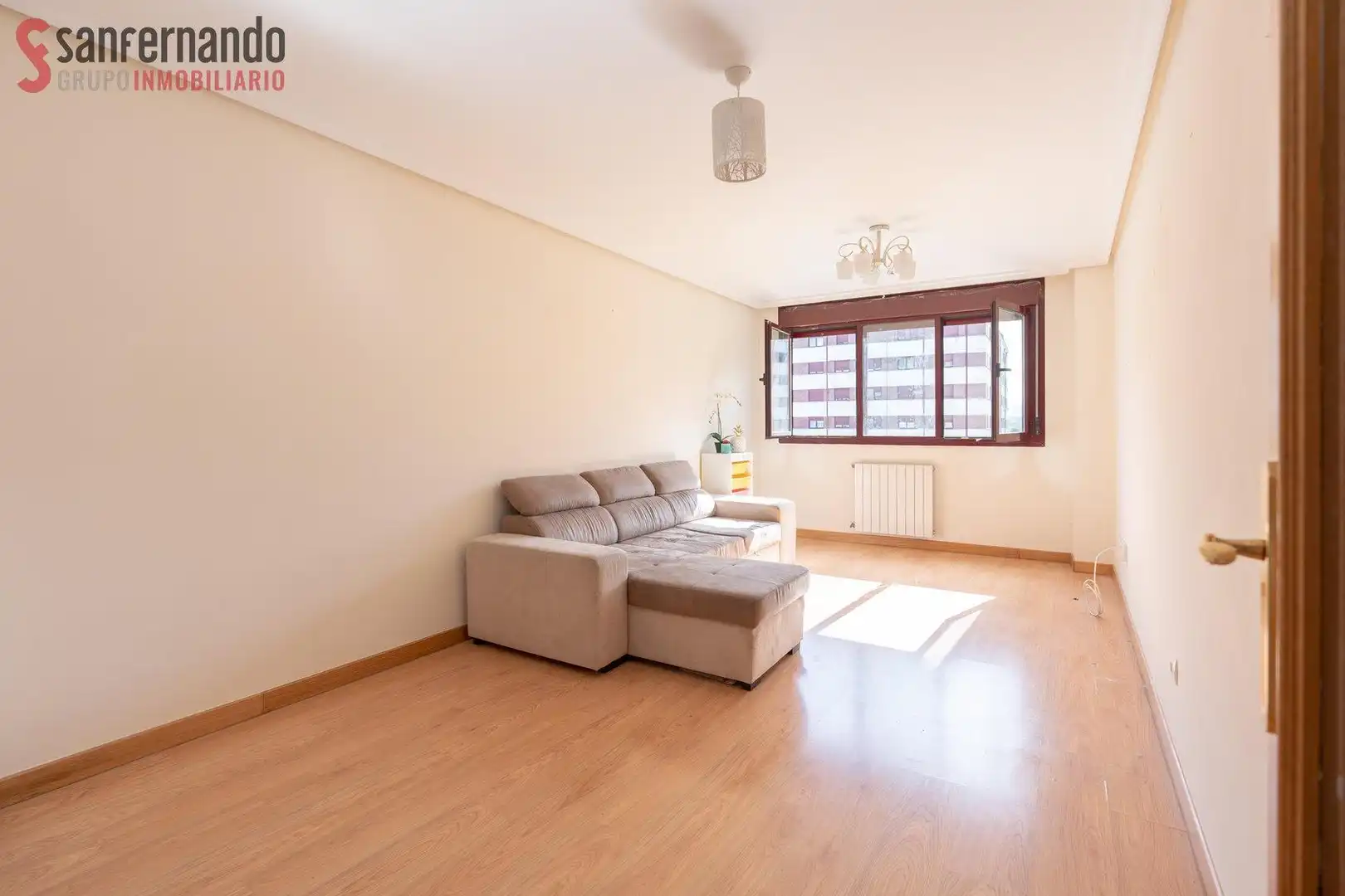 Sala de estar de Piso en venta en Alisal - San Román