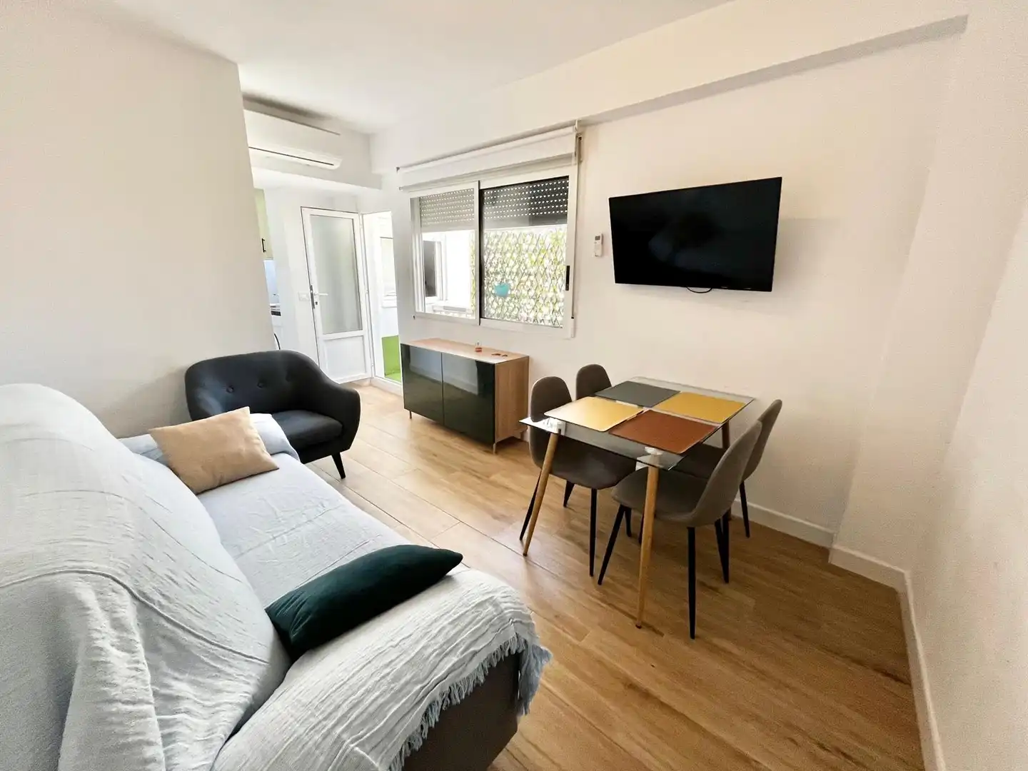 Living room of Apartments for rent in Pilar de la Horadada  with Heating, Furnished and Oven