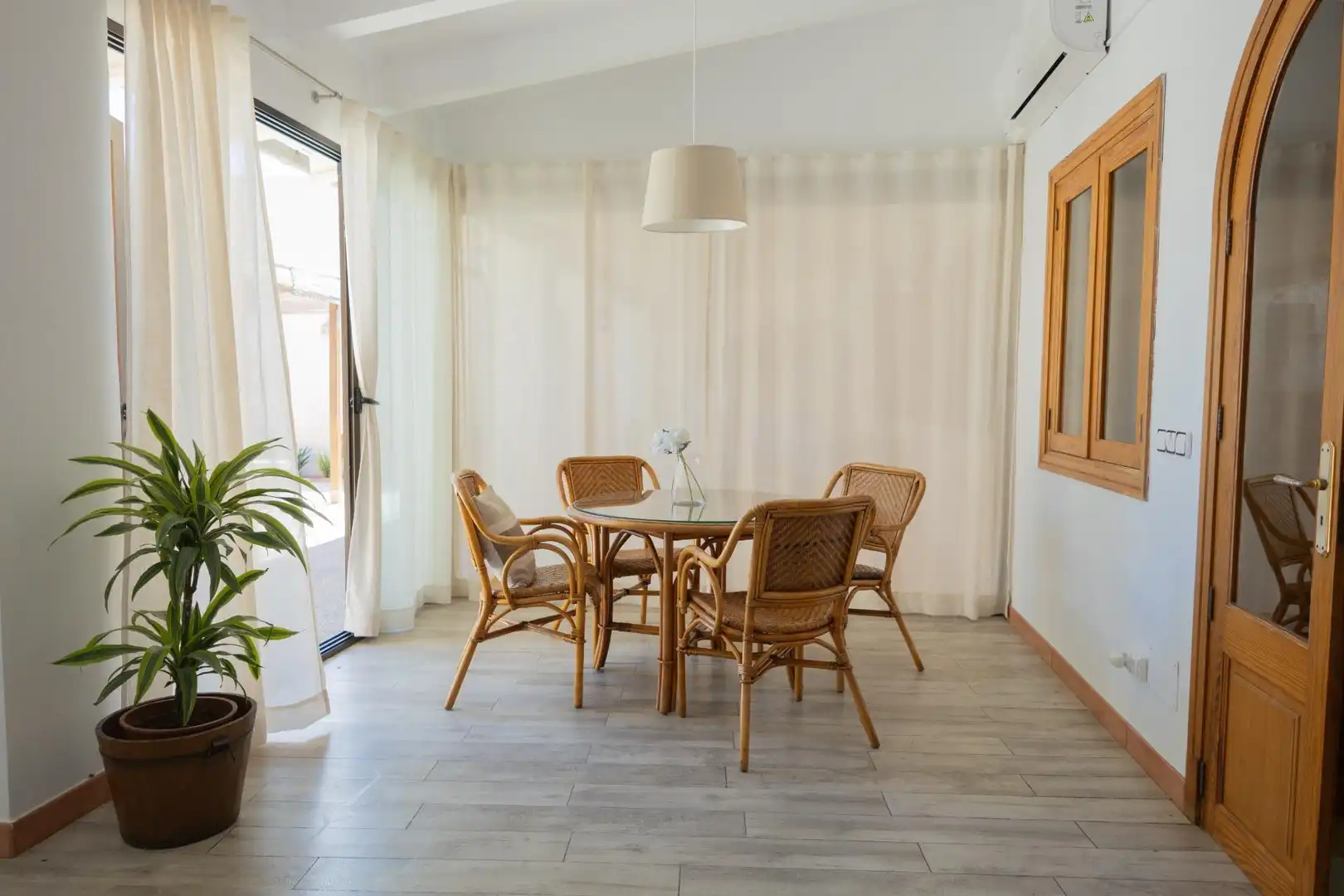 Comedor de Casa o chalet en venta en Ses Salines con Aire acondicionado, Calefacción y Jardín privado