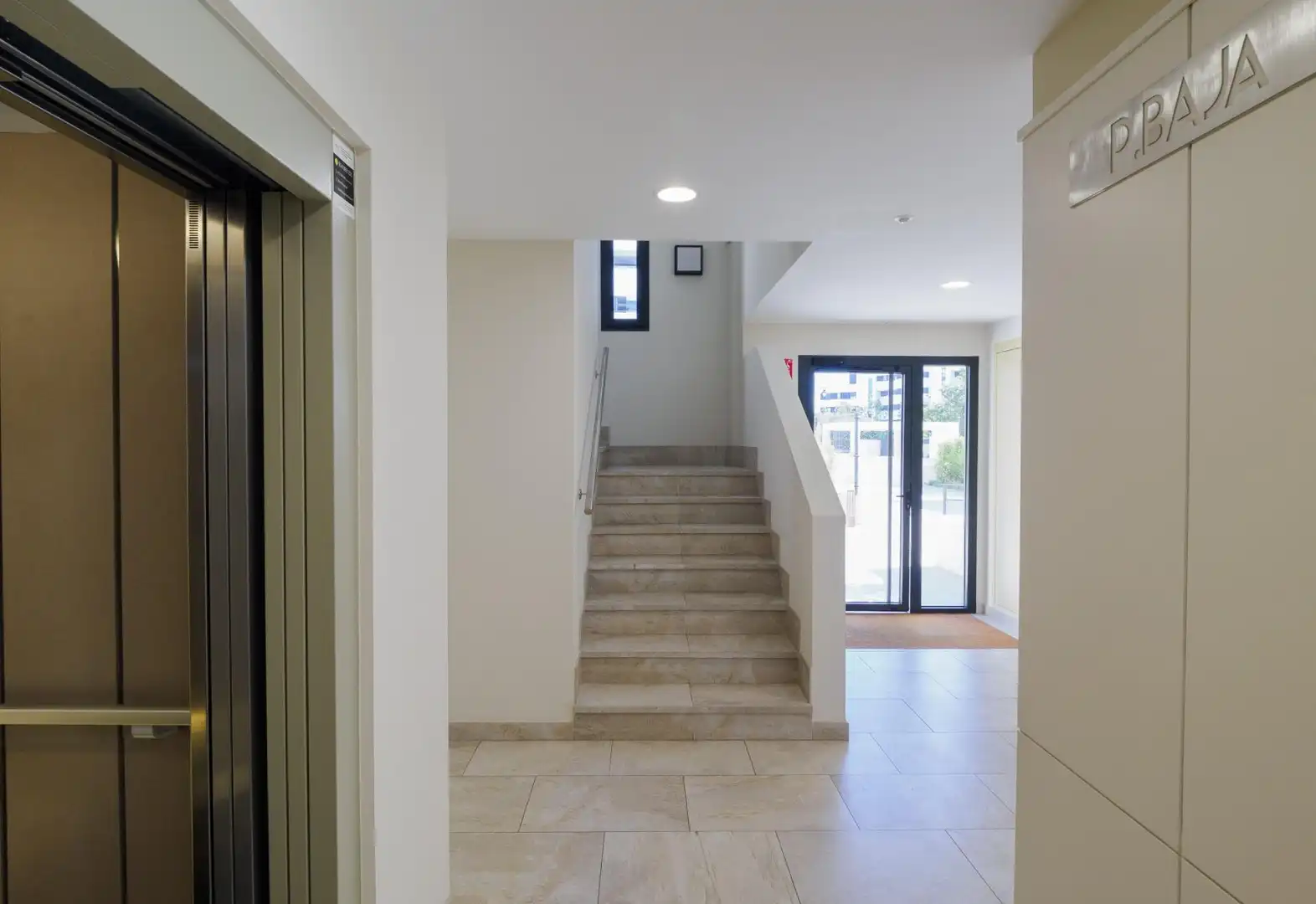 Flat with terrace for sale in Los Álamos, imagen 46