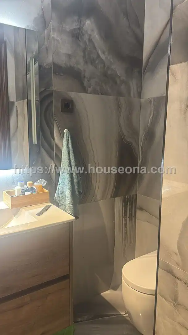 Baño de Piso en venta en Bilbao  con Calefacción y Amueblado