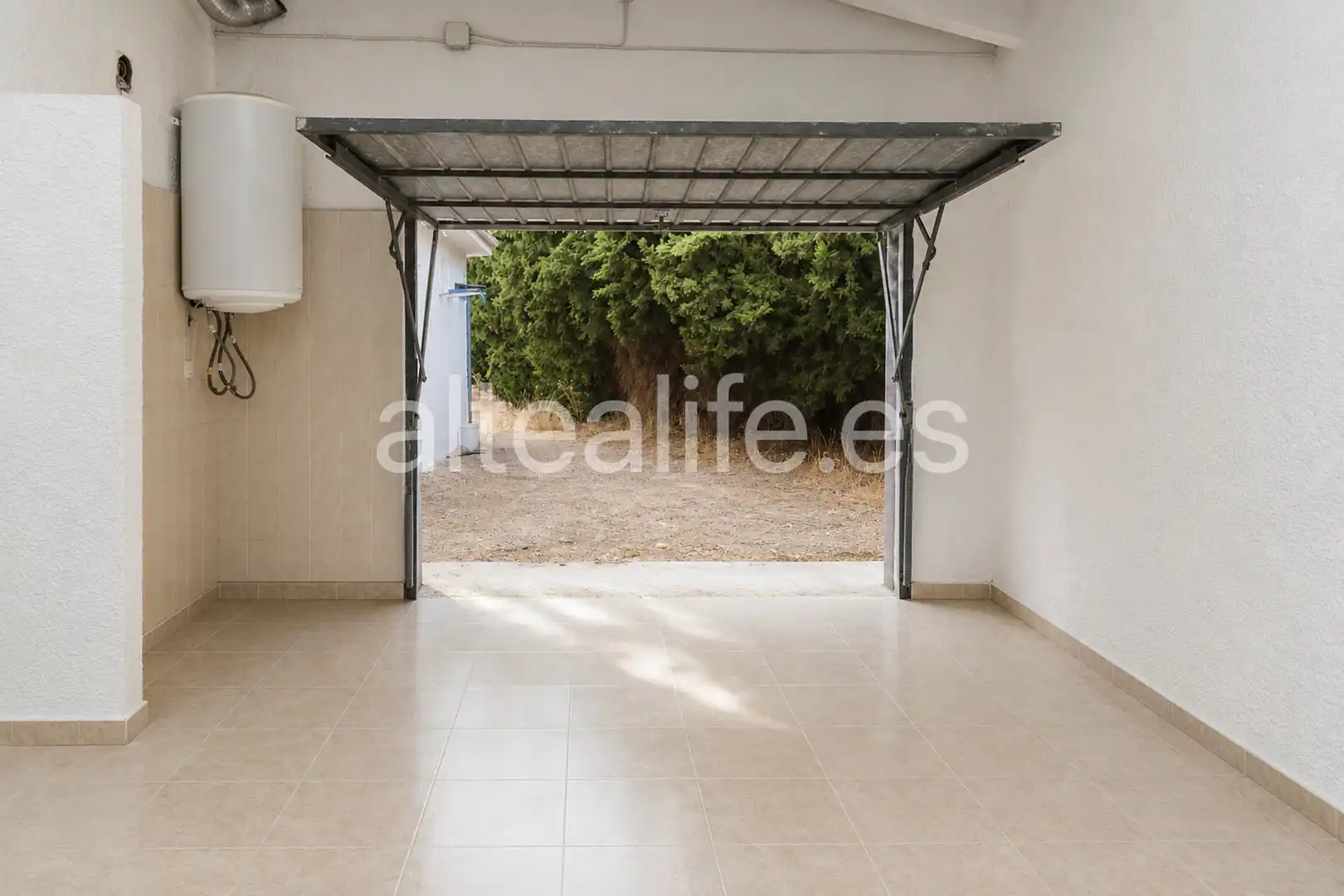 Parking de Casa o chalet en venta en La Nucia con Aire acondicionado, Jardín privado y Terraza
