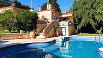 Piscina de Casa o xalet en venda en Alicante / Alacant amb Aire condicionat, Terrassa i Piscina