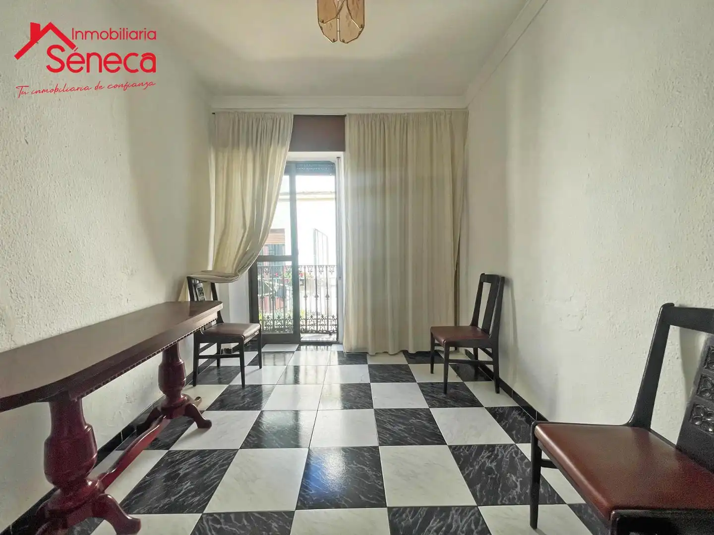 Habitación de Casa o chalet en venta en Córdoba con Terraza