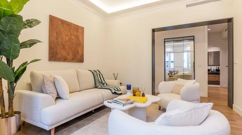 Foto 2 de Apartamento en venta en Calle de O'donnell, Goya, Madrid Capital