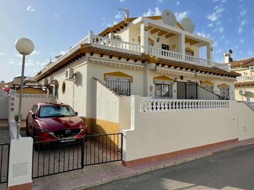 Duplex con piscina in vendita a Orihuela Costa