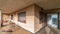 Vista exterior de Pis en venda en  Granada Capital amb Calefacció, Terrassa i Traster